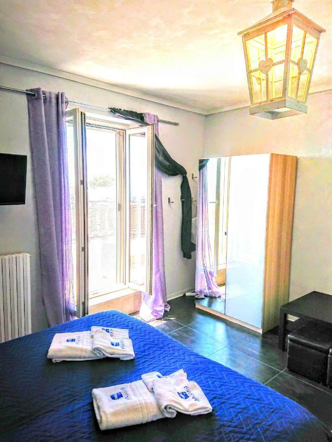 Rooms Gli Arcangeli 2 - Affitti Brevi Italia Monte Sant'Angelo Luaran gambar