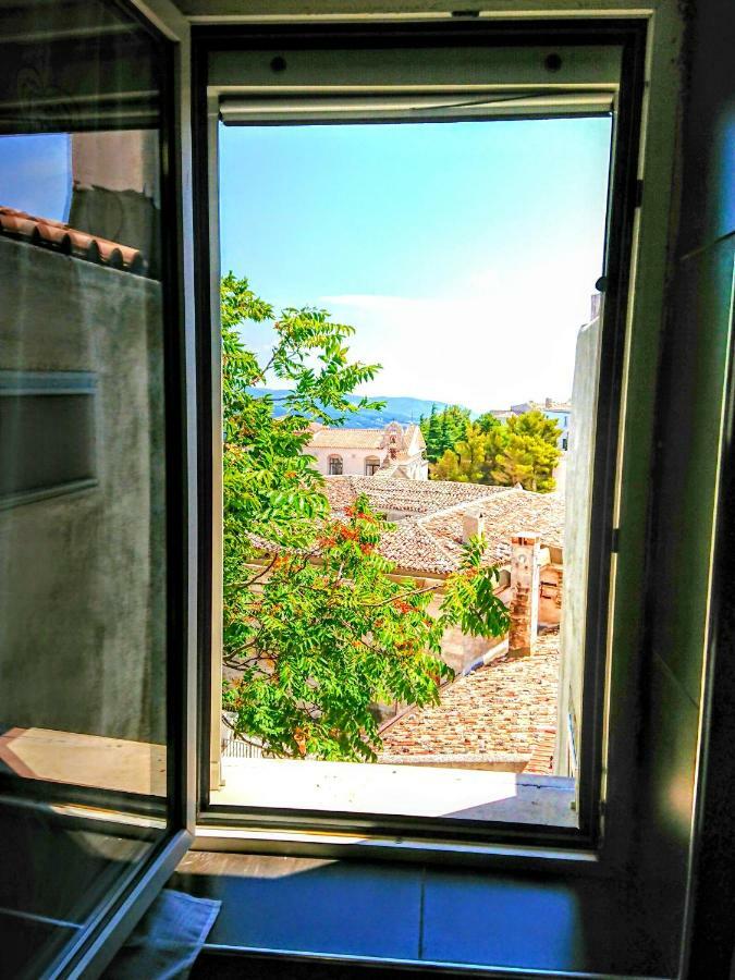 Rooms Gli Arcangeli 2 - Affitti Brevi Italia Monte Sant'Angelo Luaran gambar