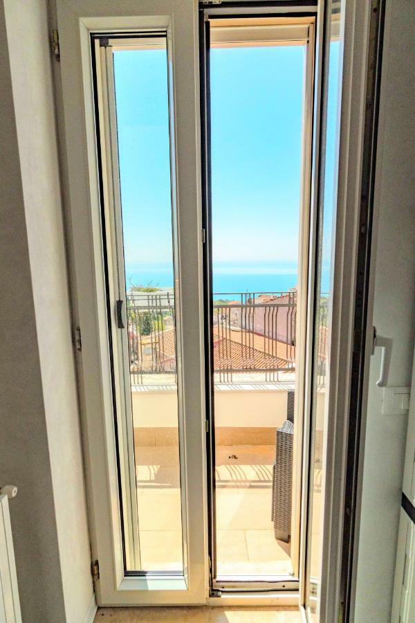 Rooms Gli Arcangeli 2 - Affitti Brevi Italia Monte Sant'Angelo Luaran gambar