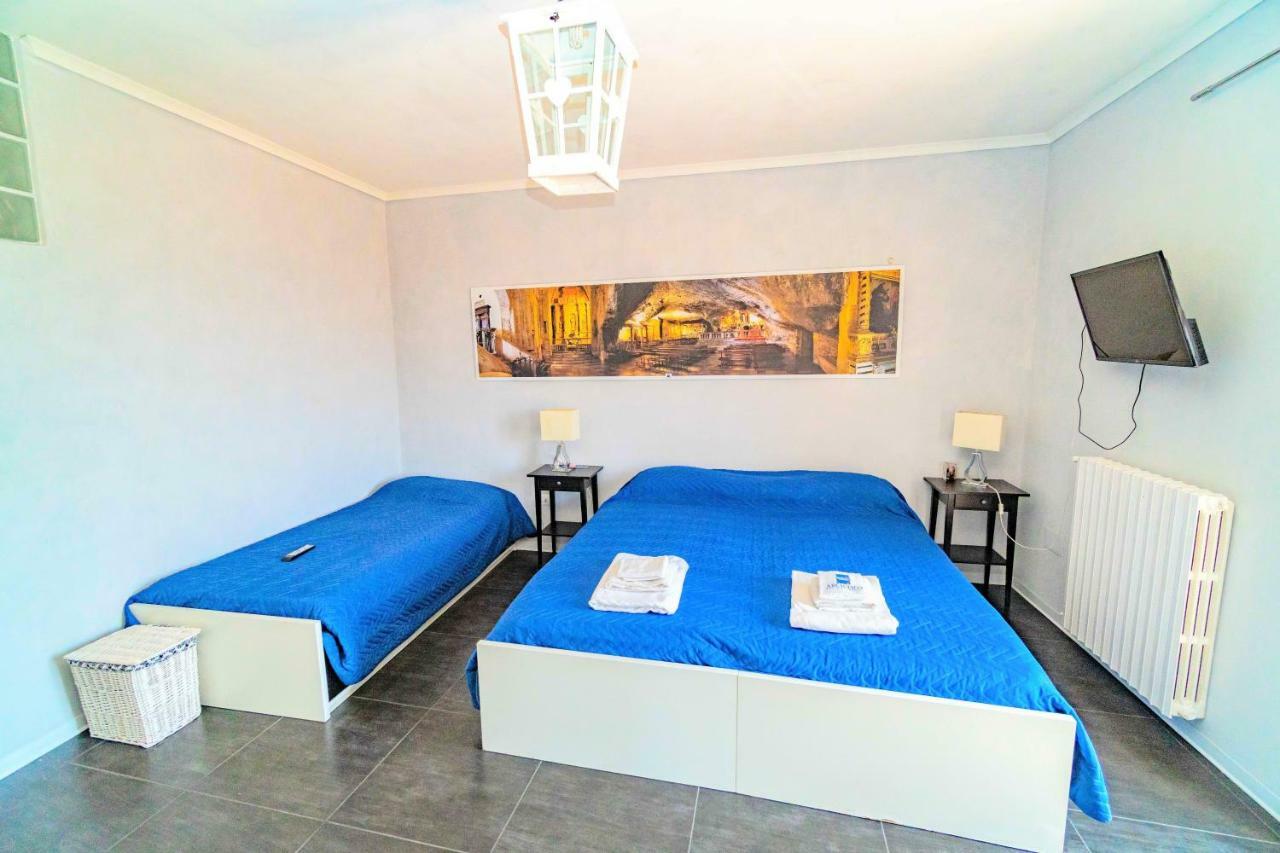 Rooms Gli Arcangeli 2 - Affitti Brevi Italia Monte Sant'Angelo Luaran gambar